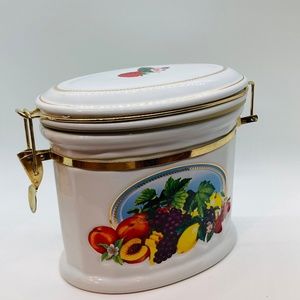 ⬇️PRICE DROP⬇️Vintage Knott's Berry Farm Ceramic Canister~Very Rare